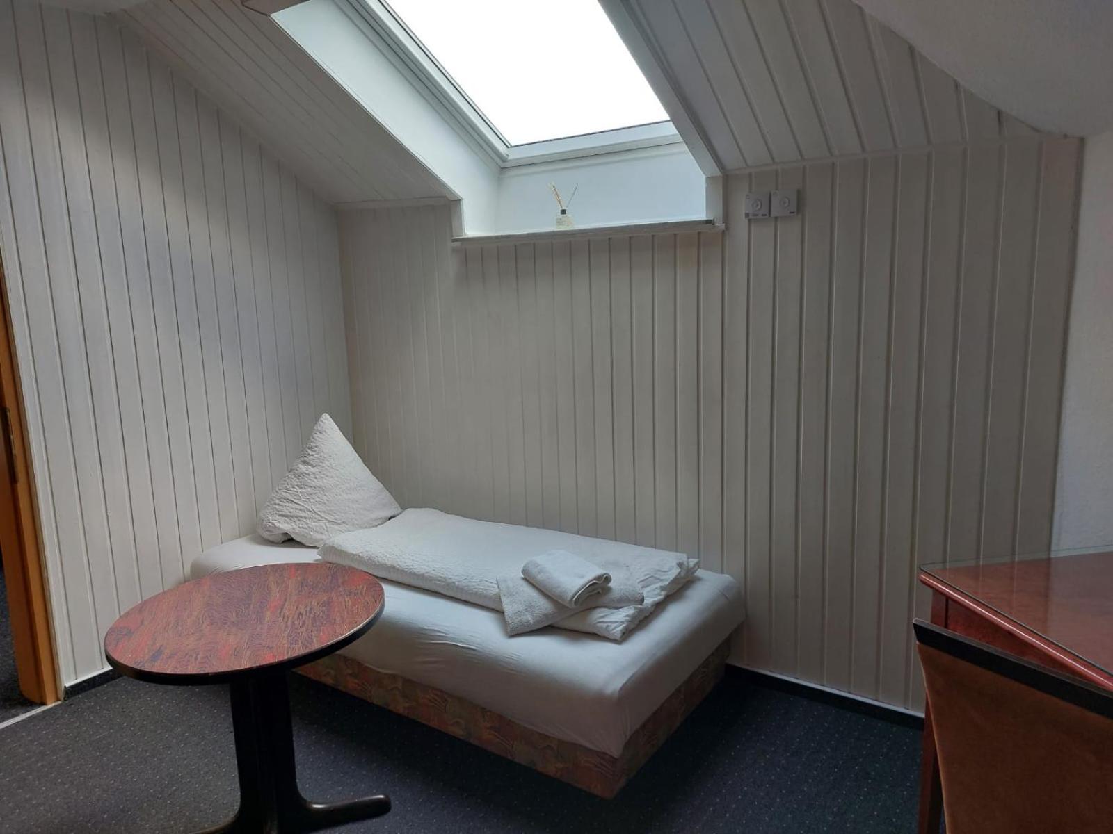 Hotel Gaestezimmer Gasthof Becker Wulfrath Exteriér fotografie