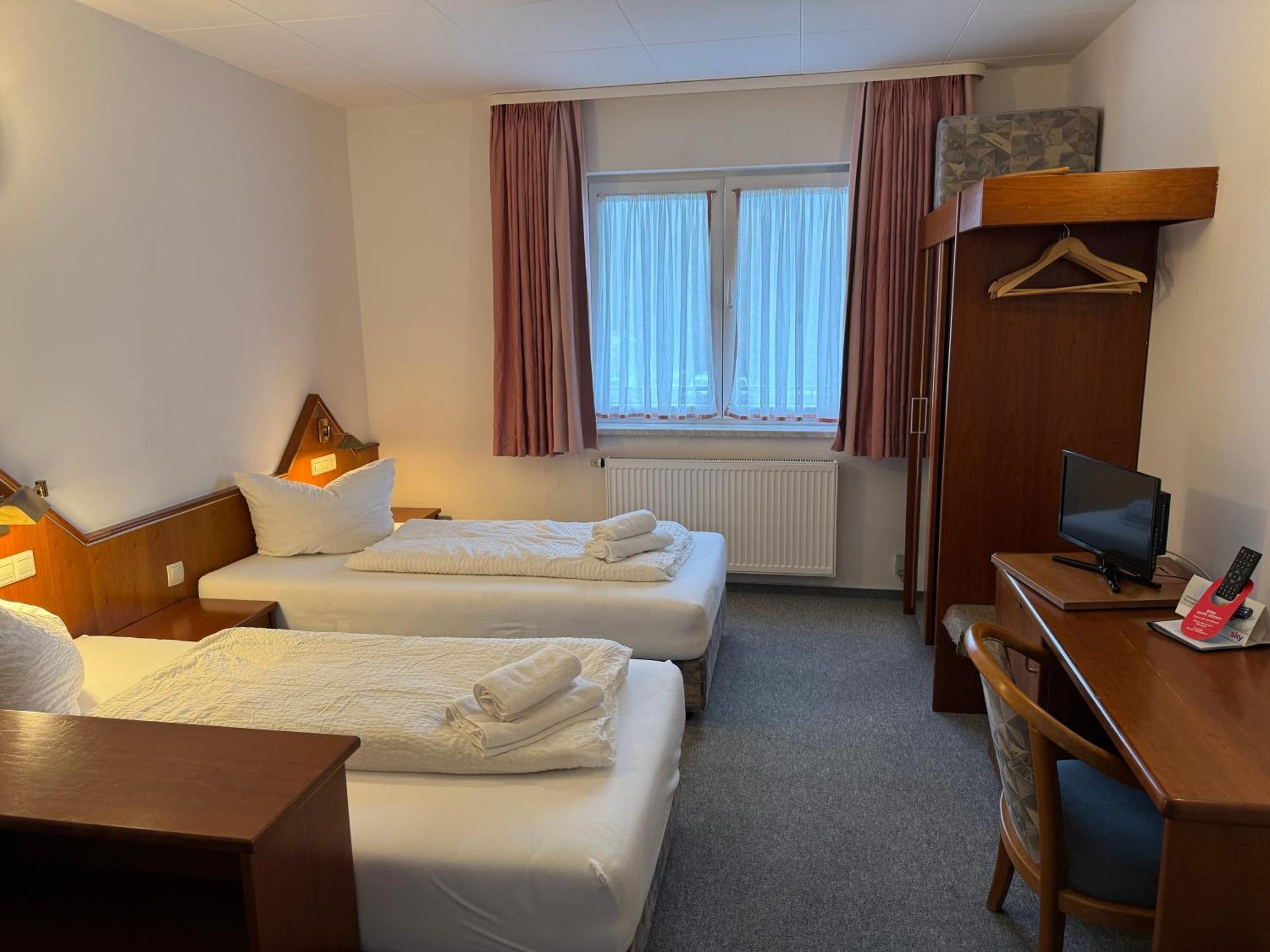 Hotel Gaestezimmer Gasthof Becker Wulfrath Exteriér fotografie