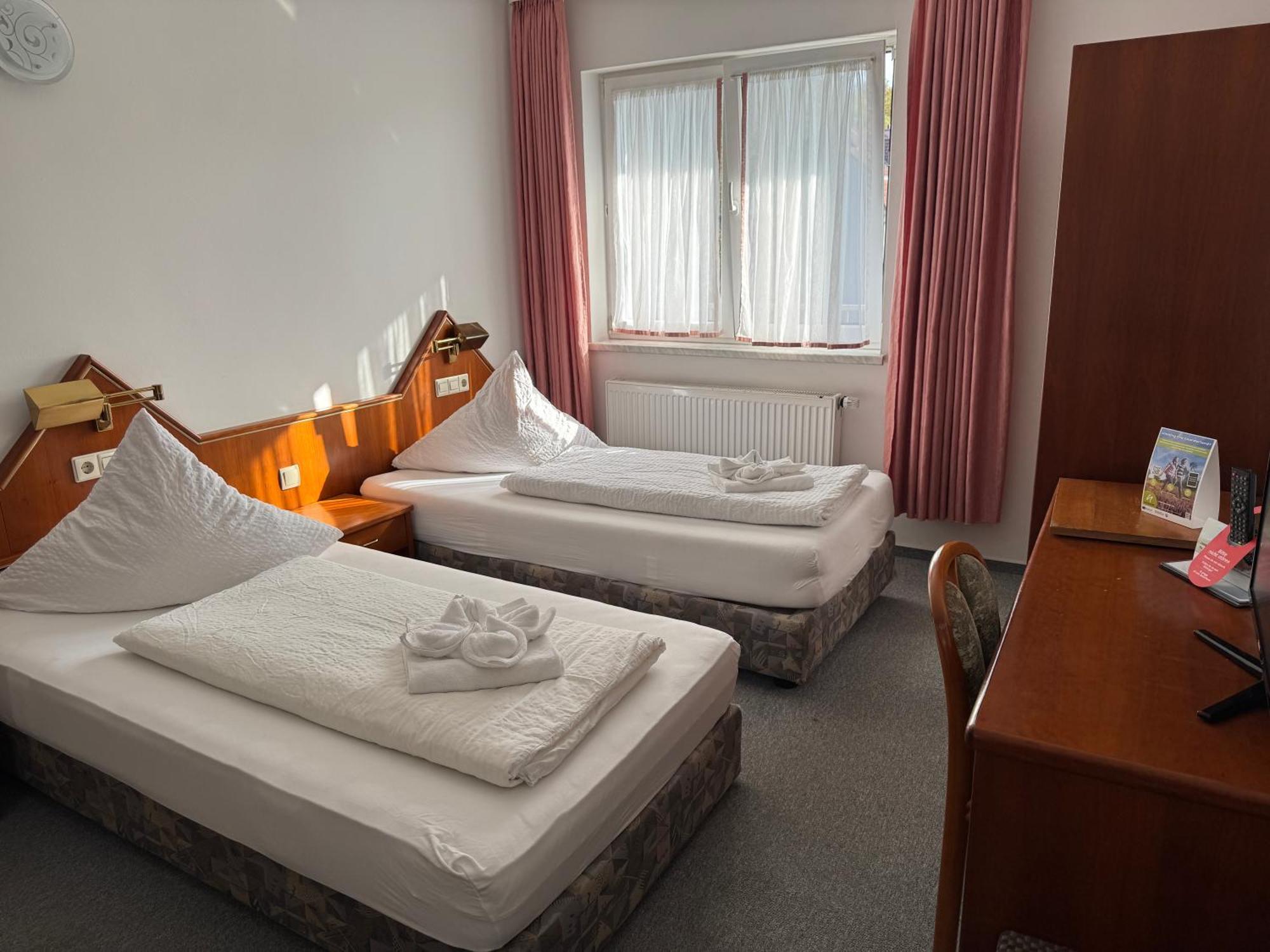 Hotel Gaestezimmer Gasthof Becker Wulfrath Exteriér fotografie