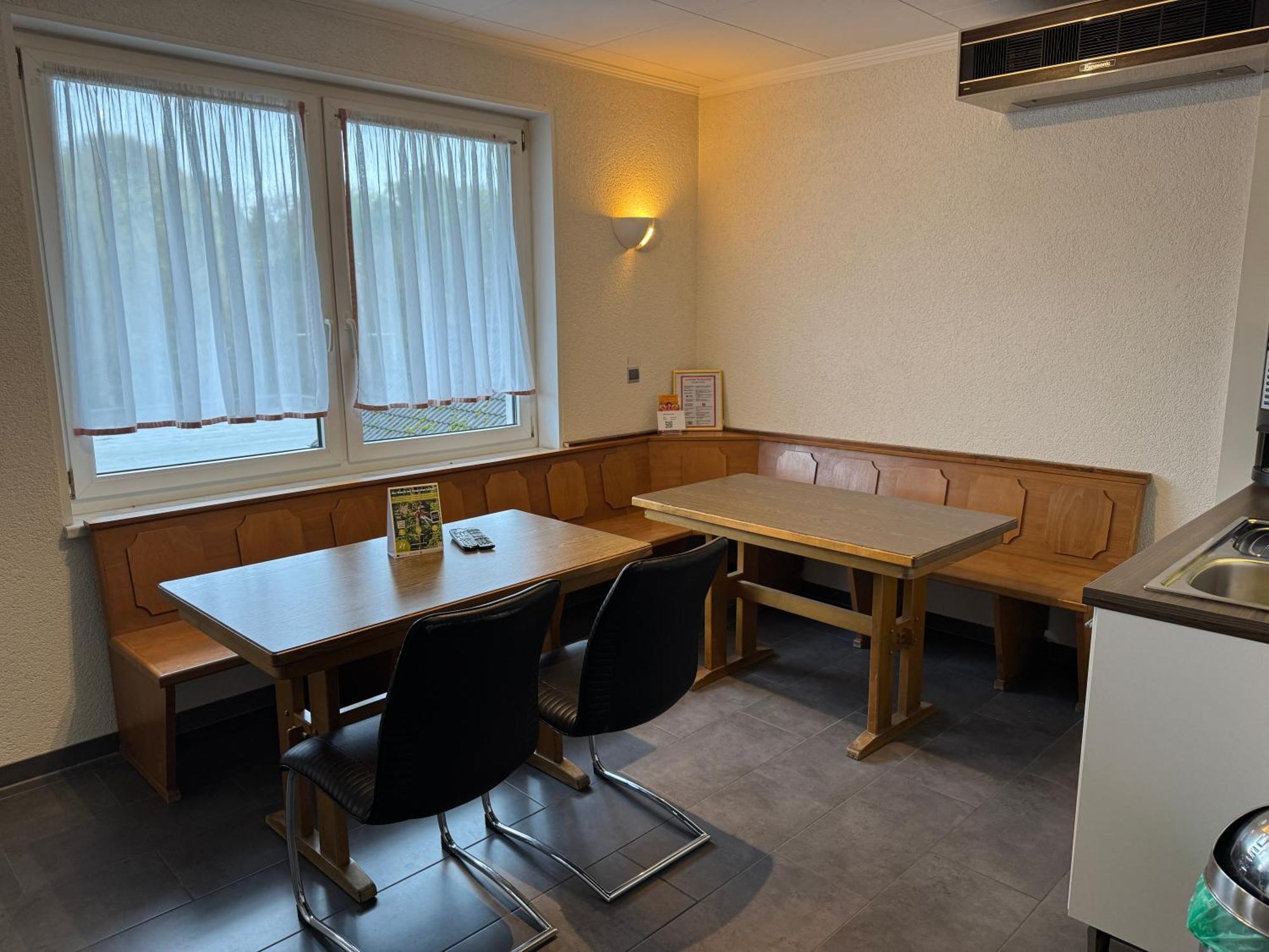 Hotel Gaestezimmer Gasthof Becker Wulfrath Exteriér fotografie