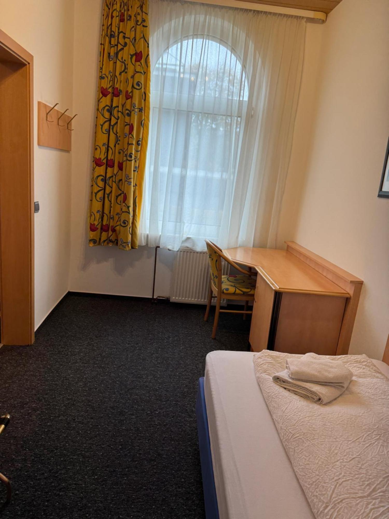 Hotel Gaestezimmer Gasthof Becker Wulfrath Exteriér fotografie